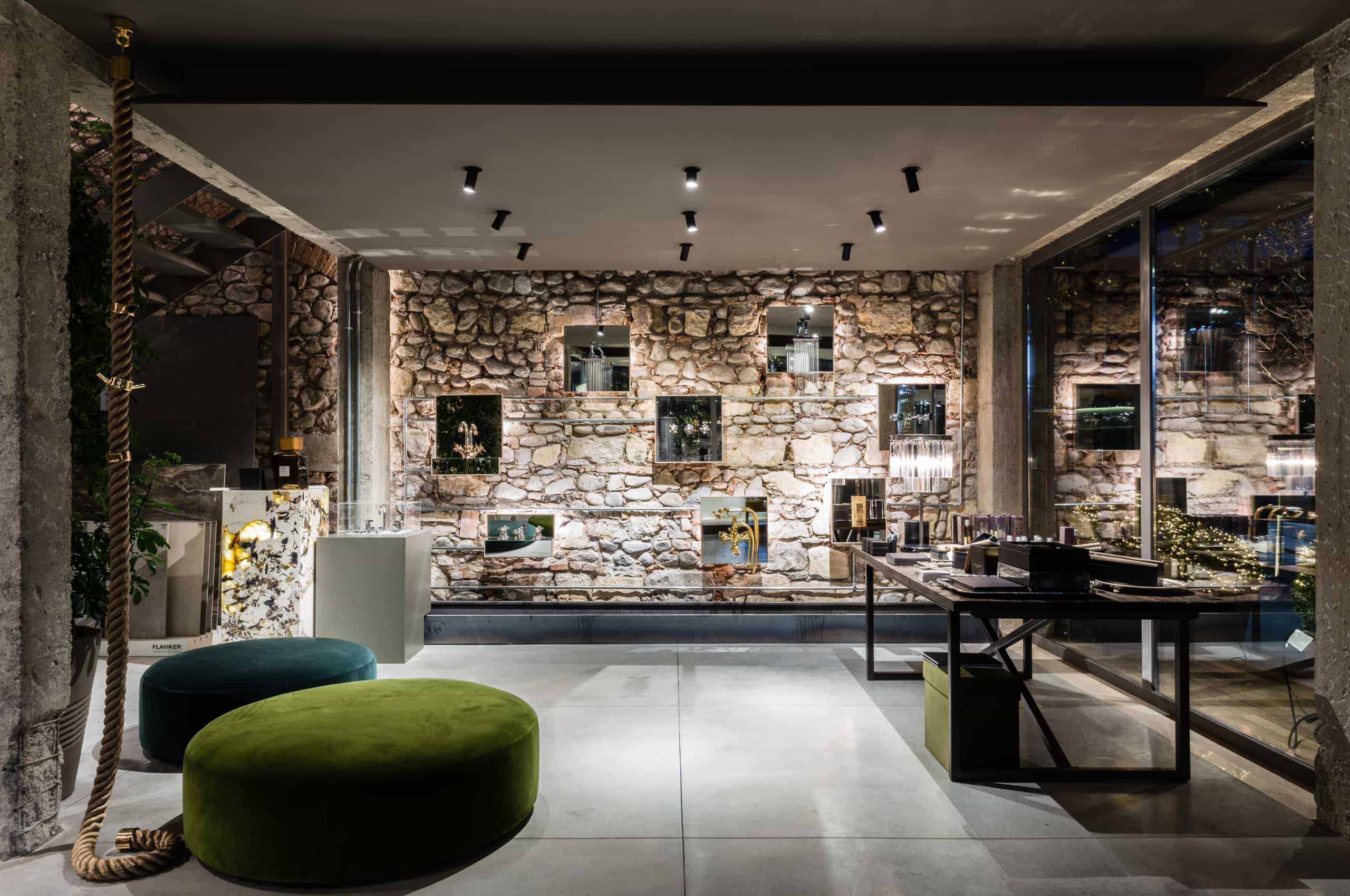 03_Brescia-Concept-Store-min